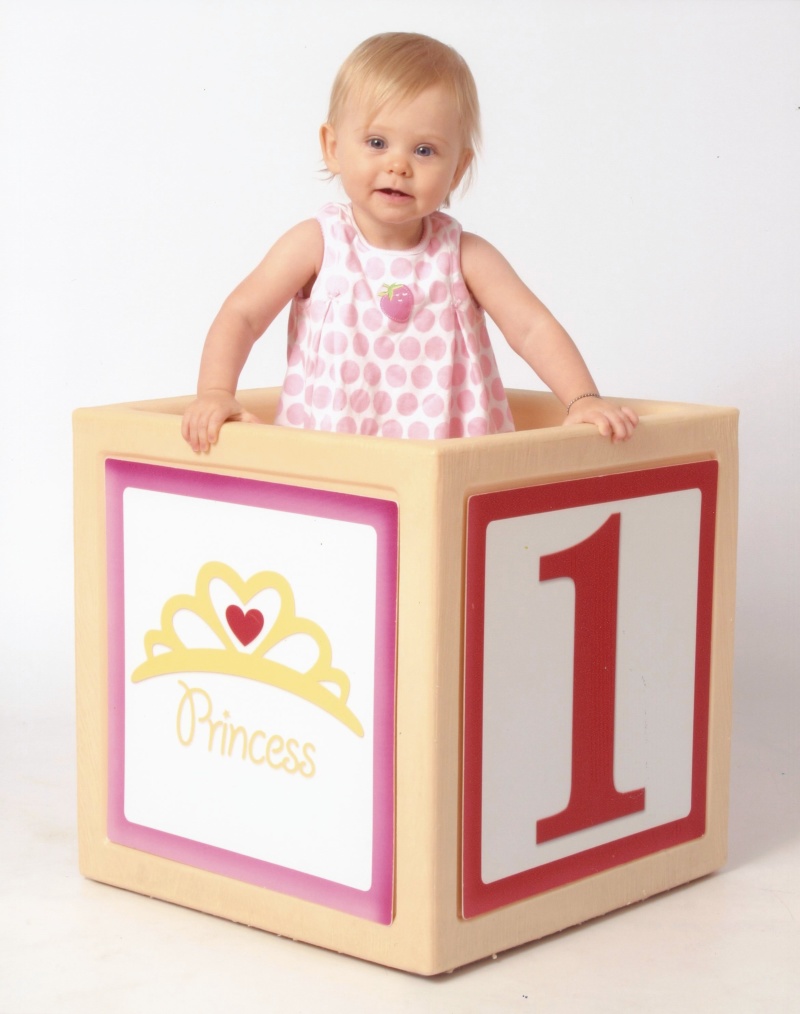 2009-06-08-02 SYDNEY'S 1ST BD.jpg